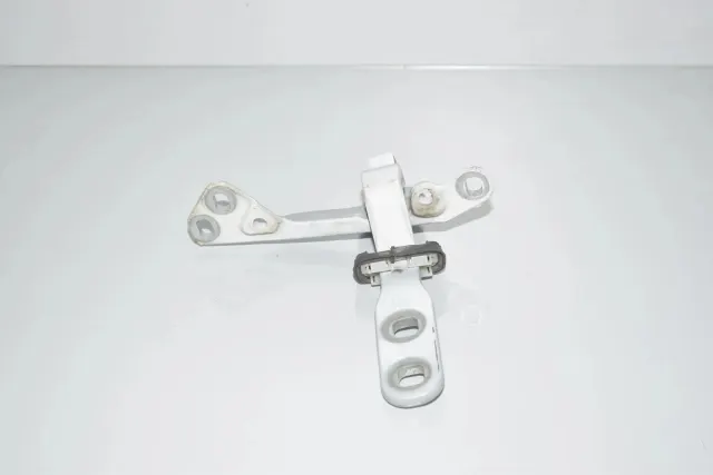 Right Side Bootlid Hinge