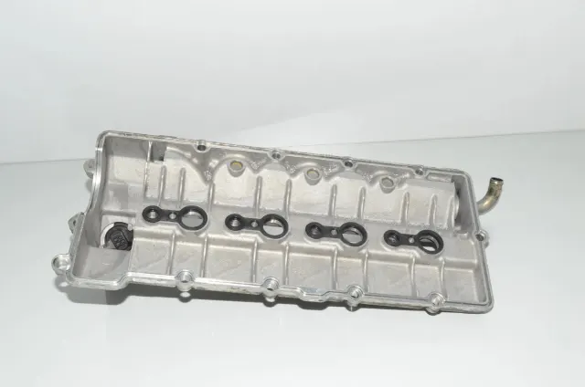 Valve Cover Right Side
