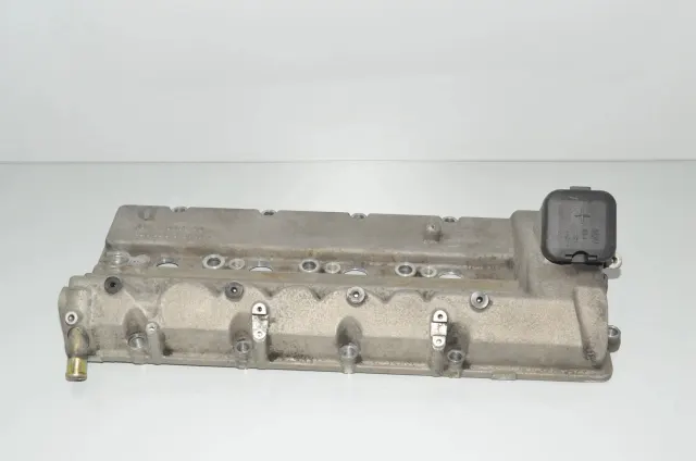 Left Side Valve Cover