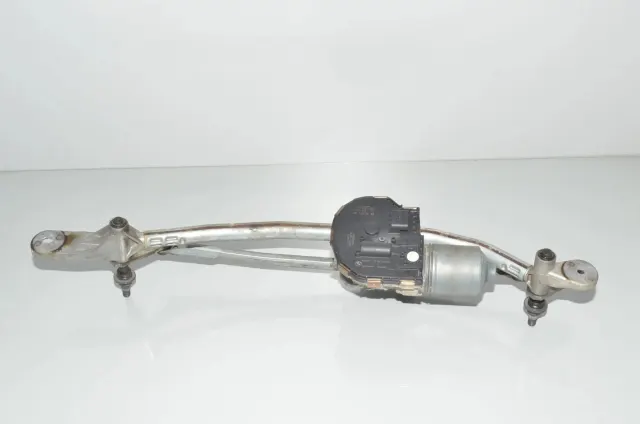 Front Windshield Wiper Mechanism