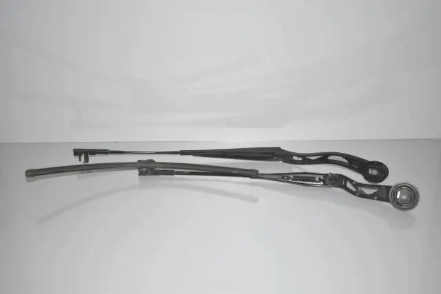 Front Wiper Arms