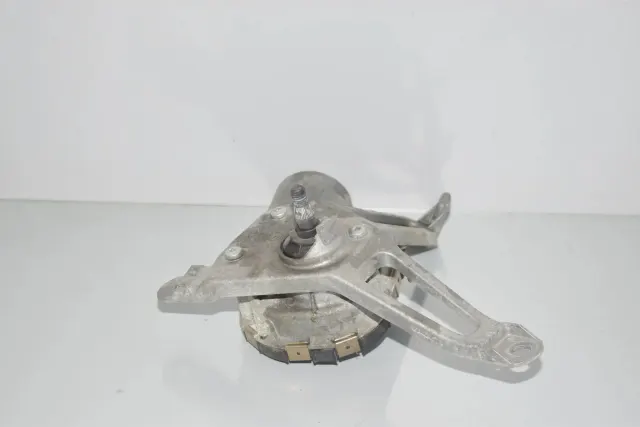 Front Windshield Wiper Mechanism
