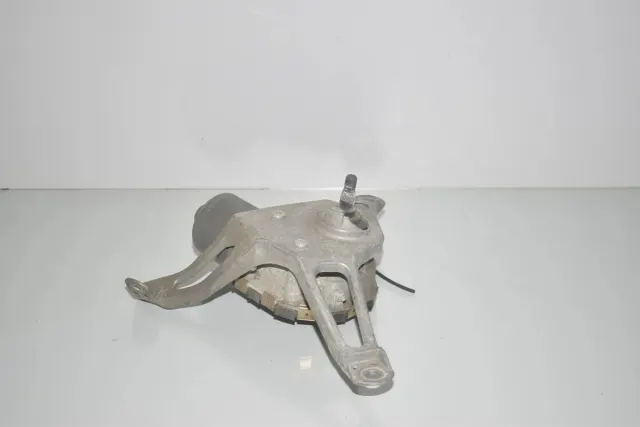 Front Windshield Wiper Mechanism