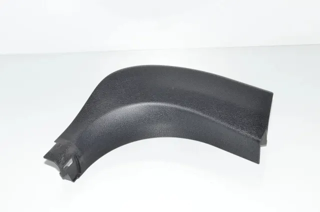 Front Right Interior Step Trim