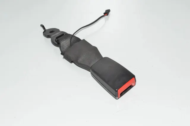 Rear Middle Seat Buckle