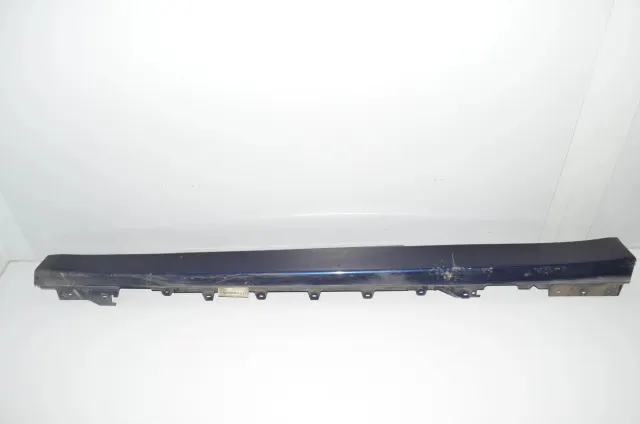 Left Side Plastic Sideskirt Cover