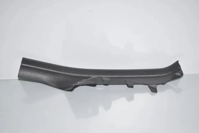 Rear Right Sill Trim