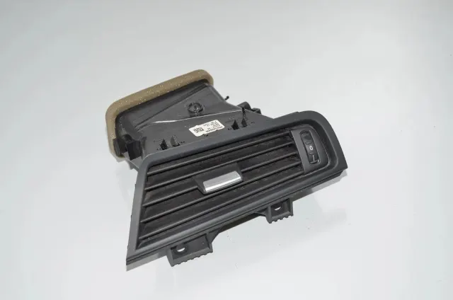 Dashboard Air Vents