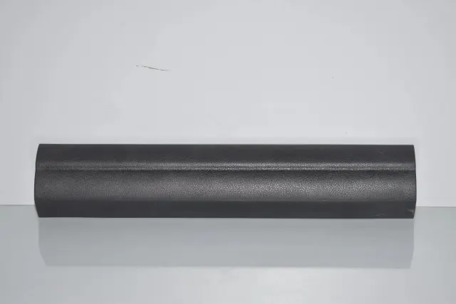 Front Left Sill Trim