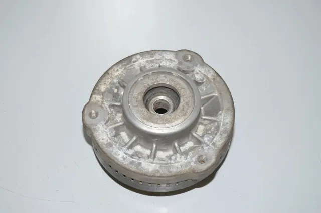 Front Left Shock Absorber Bracket