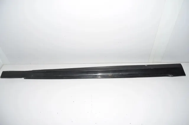 Right Side Plastic Sideskirt Cover