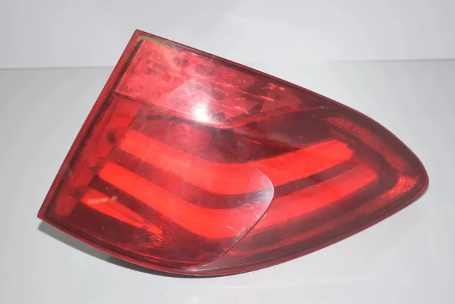 Rear Right Tail Light