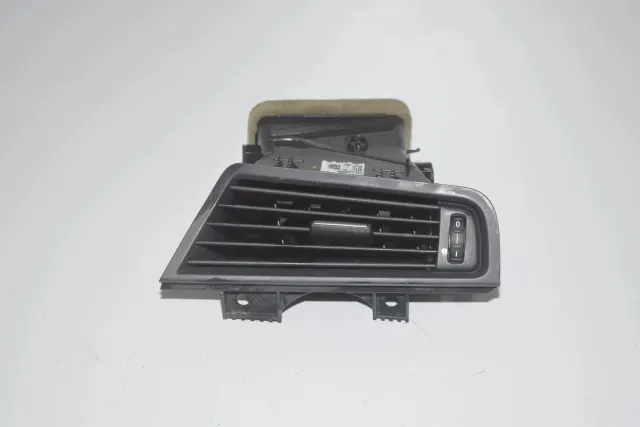 Dashboard Air Vents