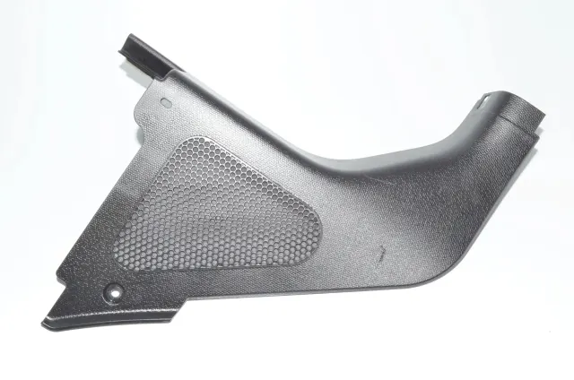 Front Right Interior Step Trim