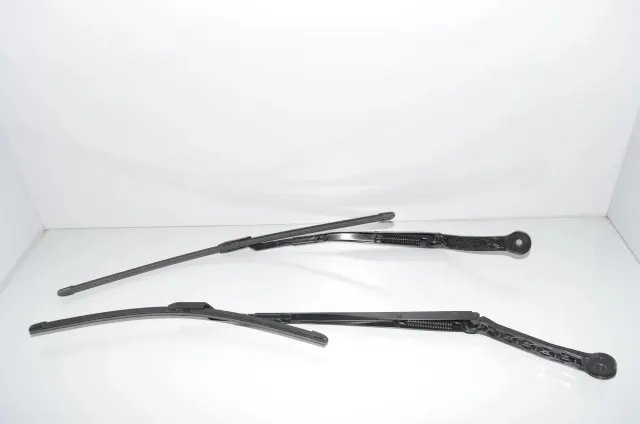 Front Wiper Arms