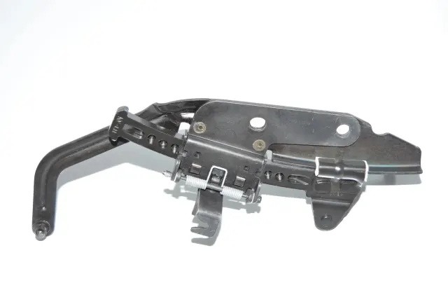 Rear Seat Backrest Lock
