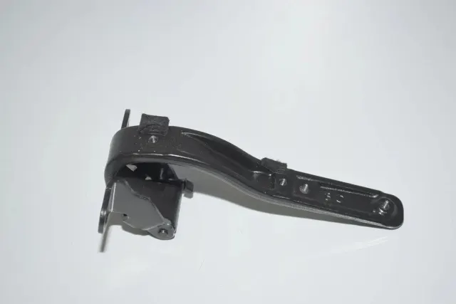 Right Side Bootlid Hinge