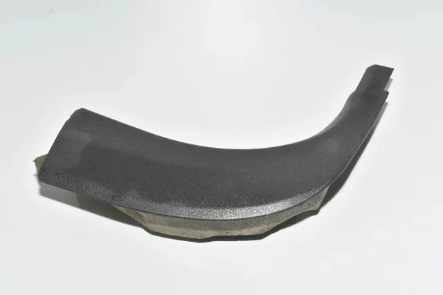 Front Right Interior Step Trim