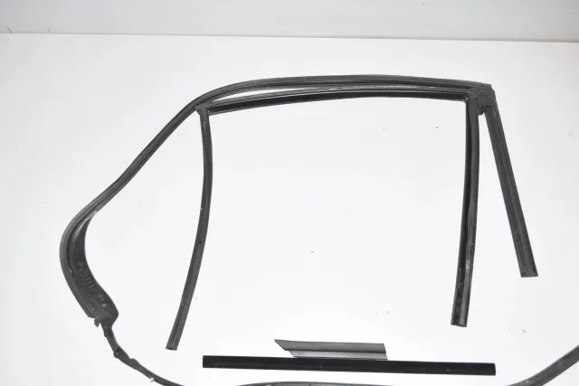 Rear Right Door Seal Rubber