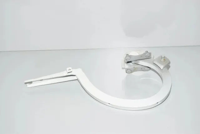 Right Side Bootlid Hinge