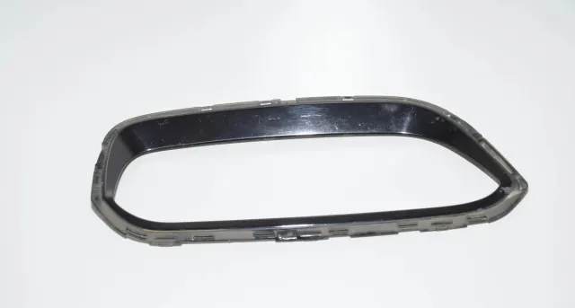 Front Right Grill