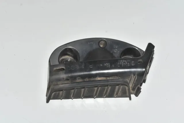 Rear Right Bumper Bracket