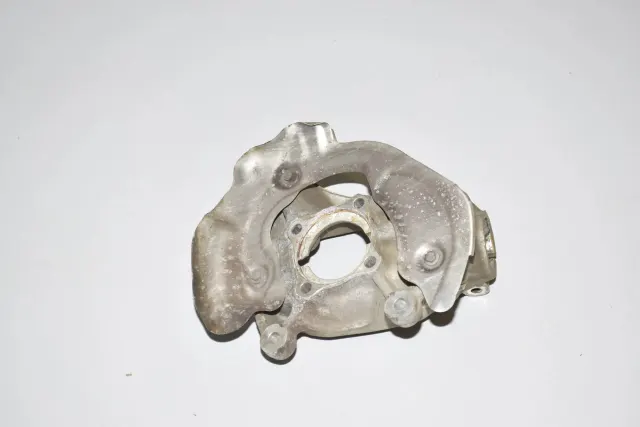 Front Left Wheel Hub