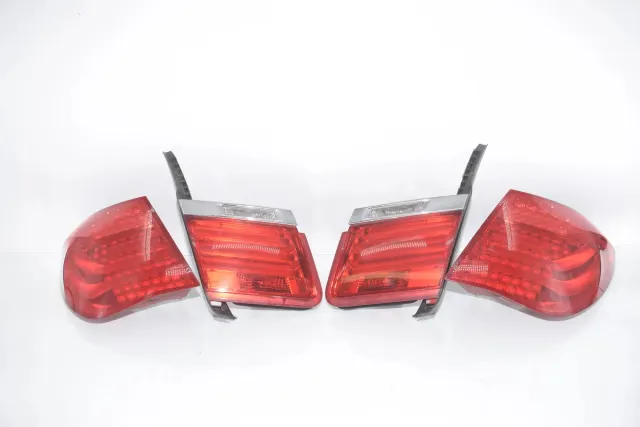 Rear Tail Light Set
