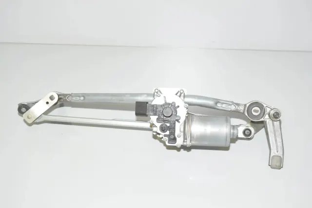 Front Windshield Wiper Mechanism