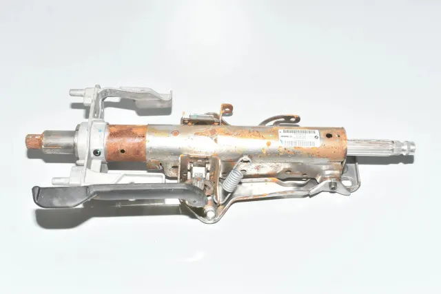 Steering Wheel Adjustment Mechanism