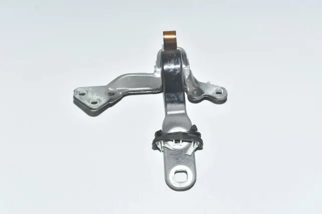 Right Side Bootlid Hinge