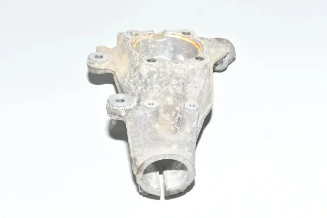 Front Left Wheel Hub