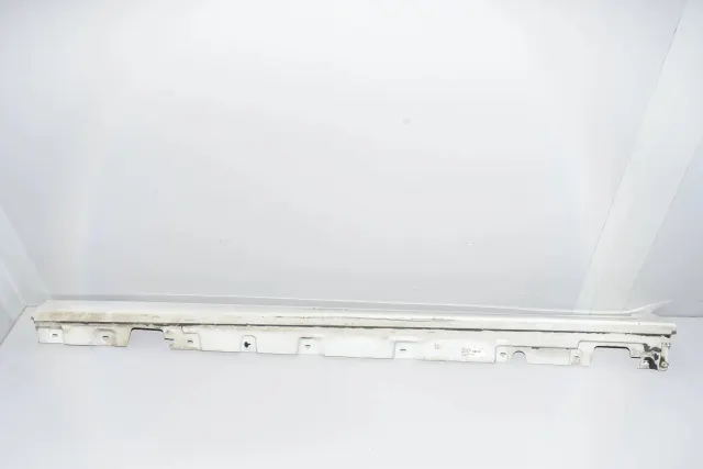 Left Side Sideskirt