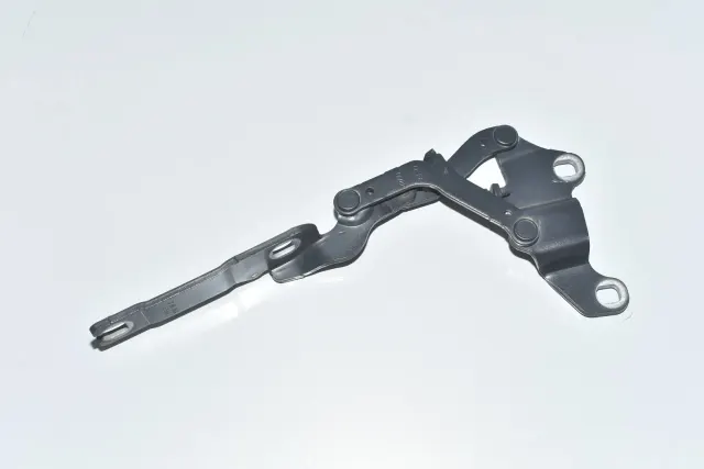 Front Right Bonnet Hinge
