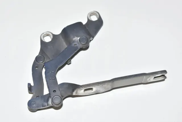 Front Right Bonnet Hinge