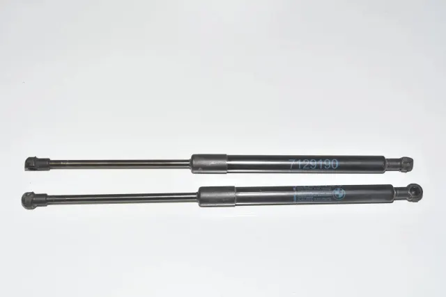 Front Right Bonnet Strut