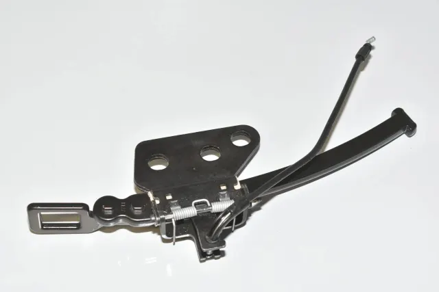 Rear Seat Backrest Lock