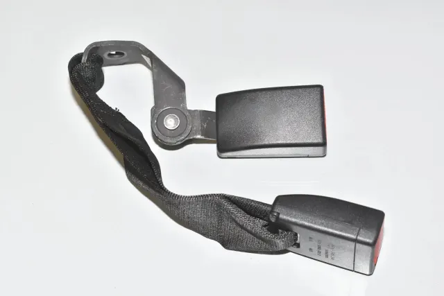 Rear Right Seat Buckle