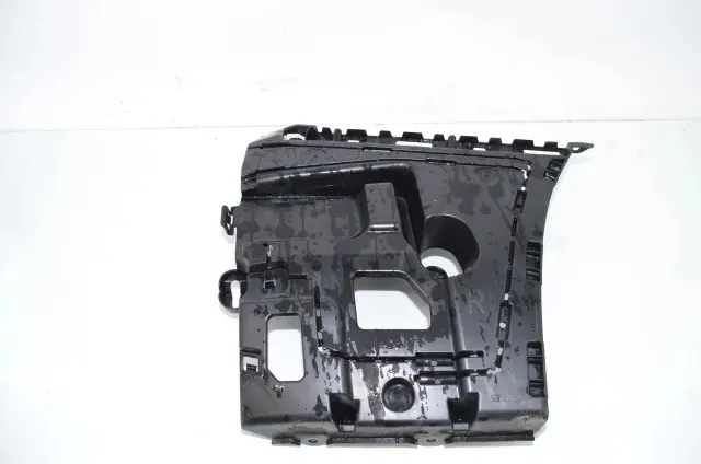 Rear Right Bumper Bracket