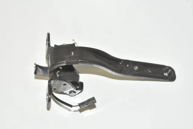 Left Side Bootlid Hinge
