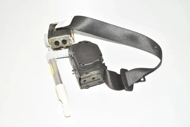 Rear Right Seatbelt