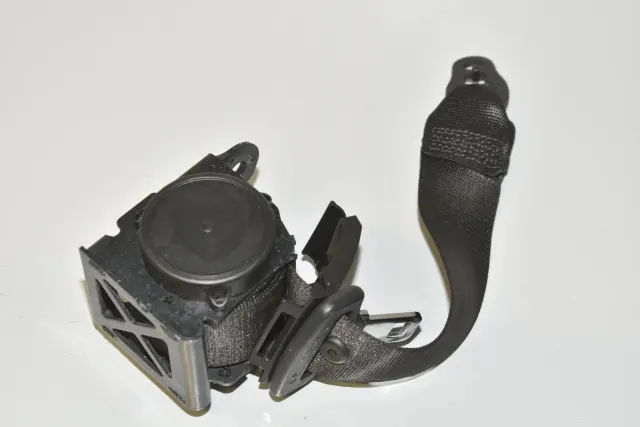Rear Right Seatbelt