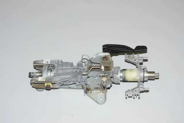 Steering Wheel Adjustment Mechanism