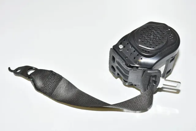 Rear Left Seatbelt