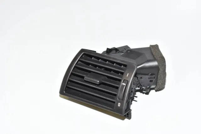 Dashboard Air Vents