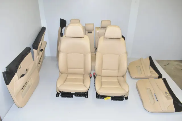 Seat set