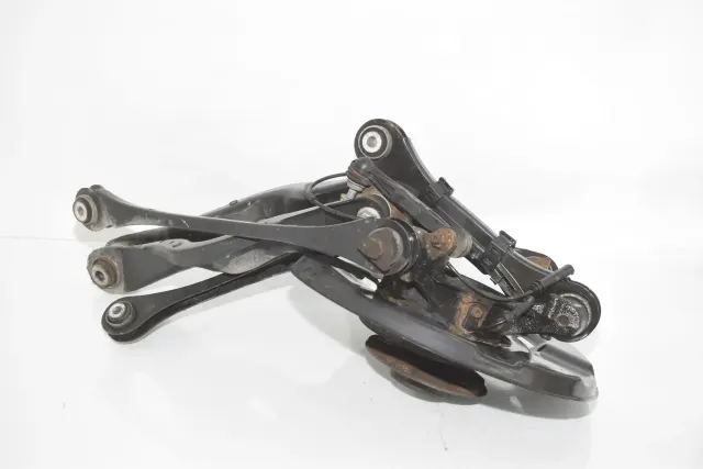Rear Right Wheel Hub