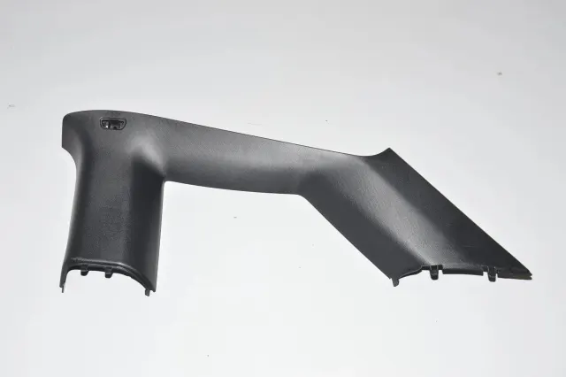 Right Side Pillar Trim