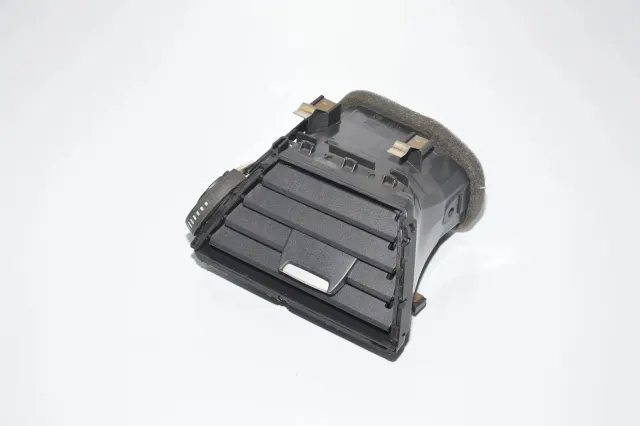 Dashboard Air Vents