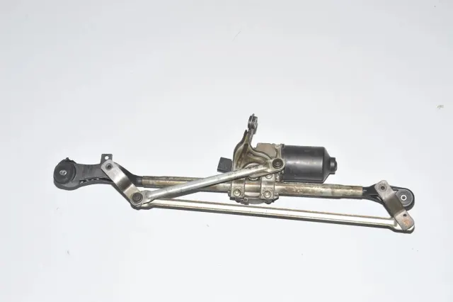 Front Windshield Wiper Mechanism